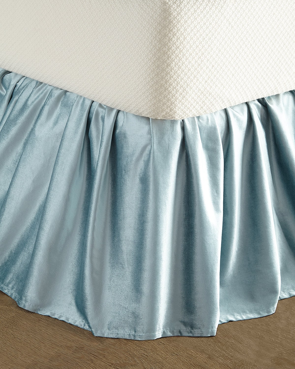 Lili Alessandra Queen/king Chloe Velvet Dust Skirt In Seafoam