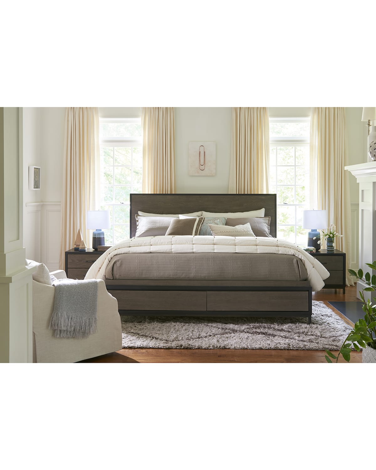 Universal Furniture Delroy Queen Bed With Storage In Taupe