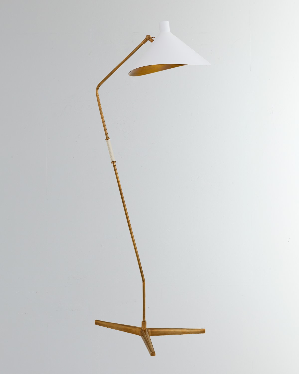 Visual Comfort Signature Mayotte Large Offset Floor Lamp By Aerin In White/gold