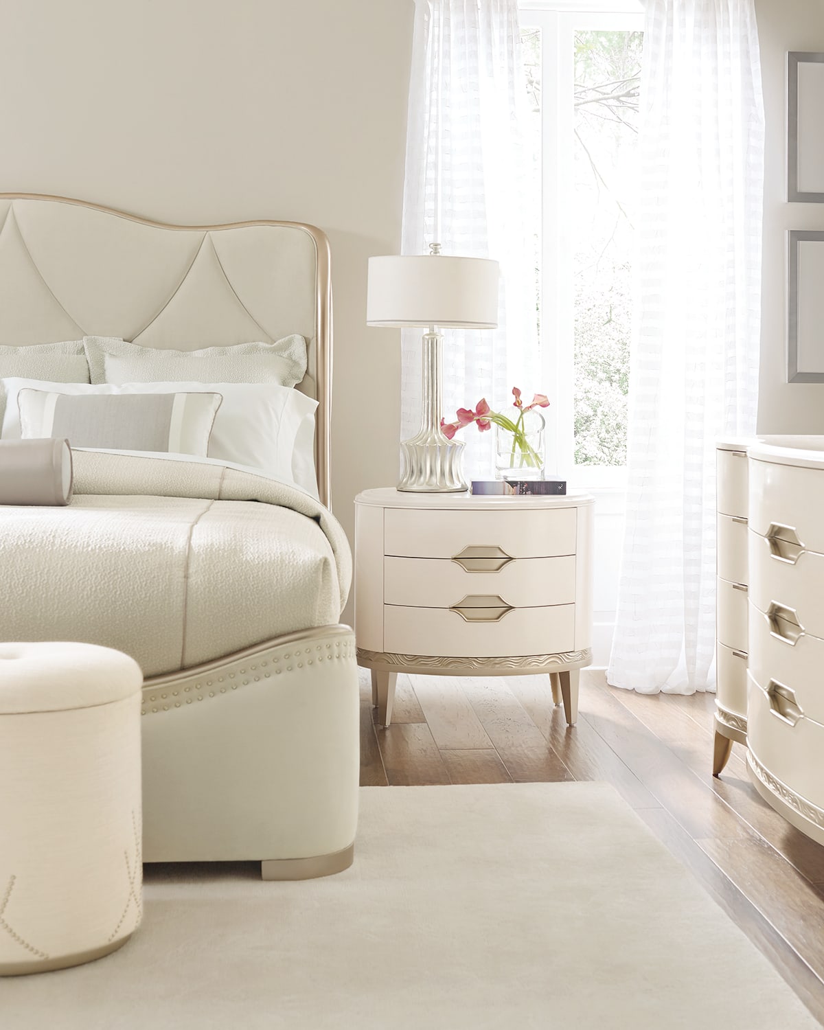 Caracole Adela Upholstered King Bed In Taupe
