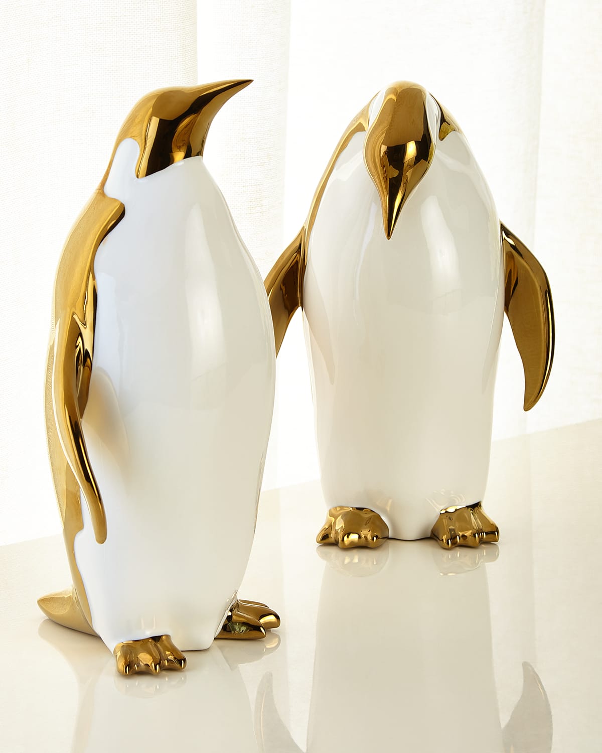 Port 68 Penguin Objects Decor, Set Of 2 In White/gold