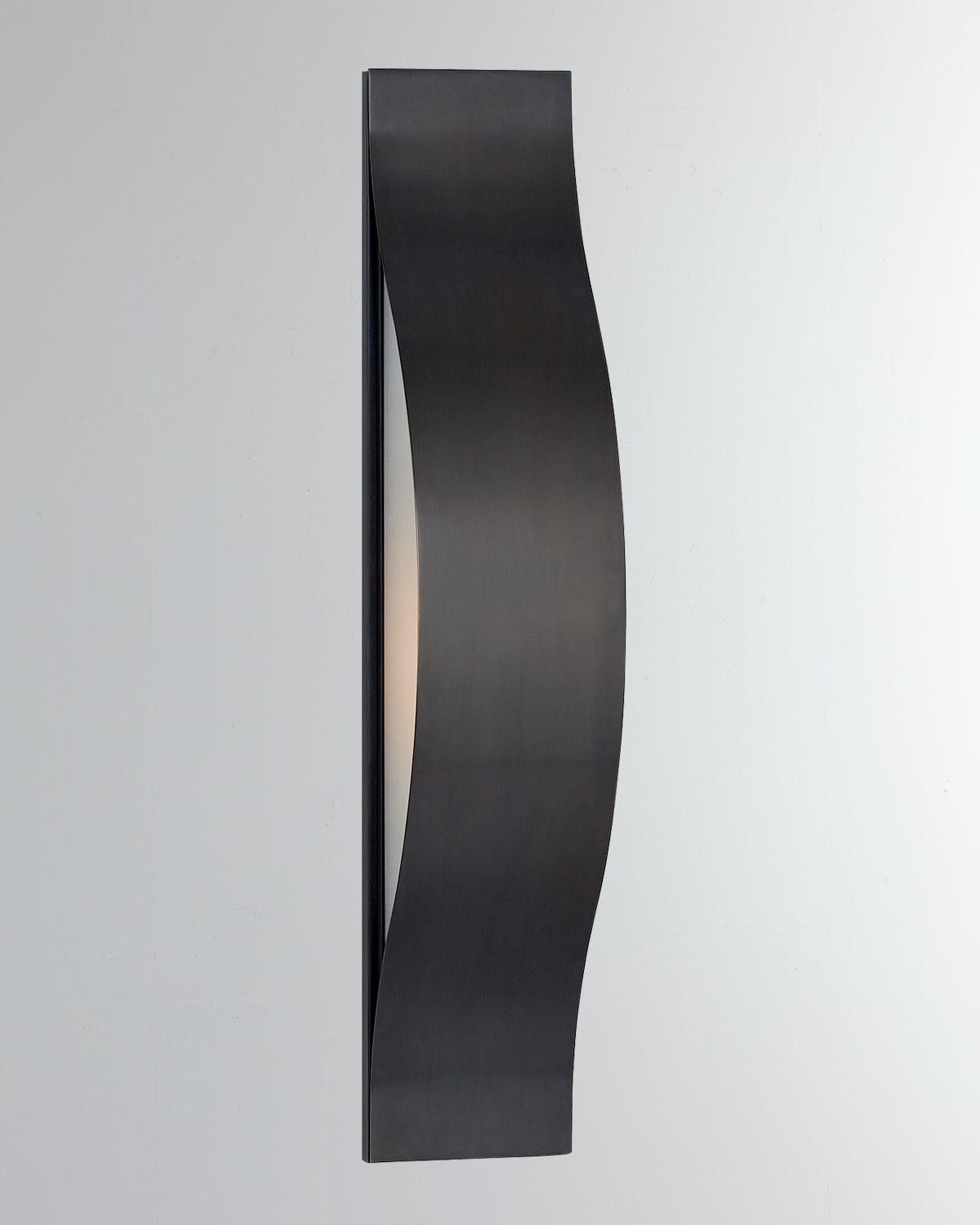 Kelly Wearstler Avant Medium Linear Sconce