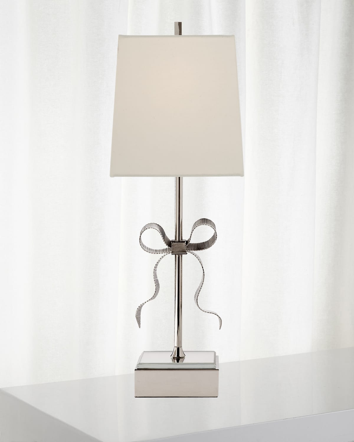 Visual Comfort Signature Ellery Grosgrain Bow Table Lamp In Whte/polishnickel