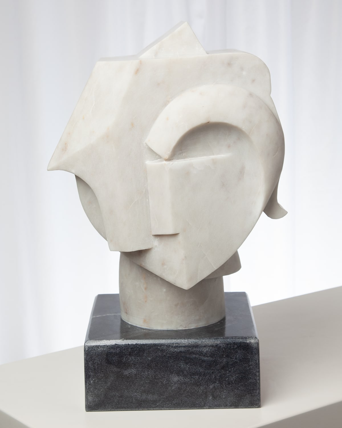 Global Views Abstract Bust In White