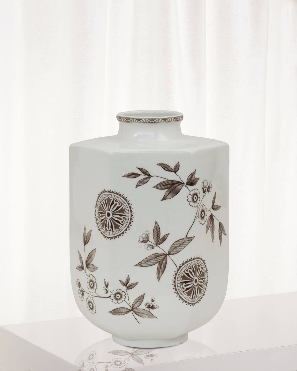 Port 68 Temba Medium Vase, Brown In Brown/white
