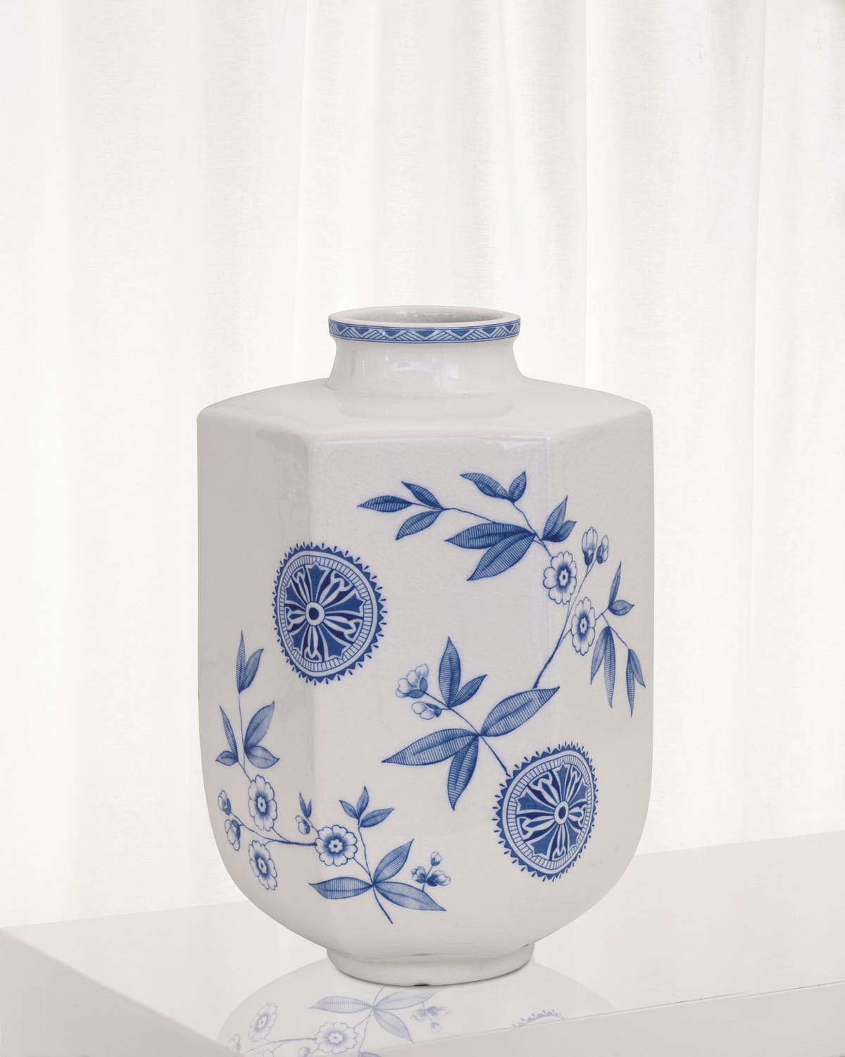 Port 68 Temba Medium Vase, Blue In Blue/white