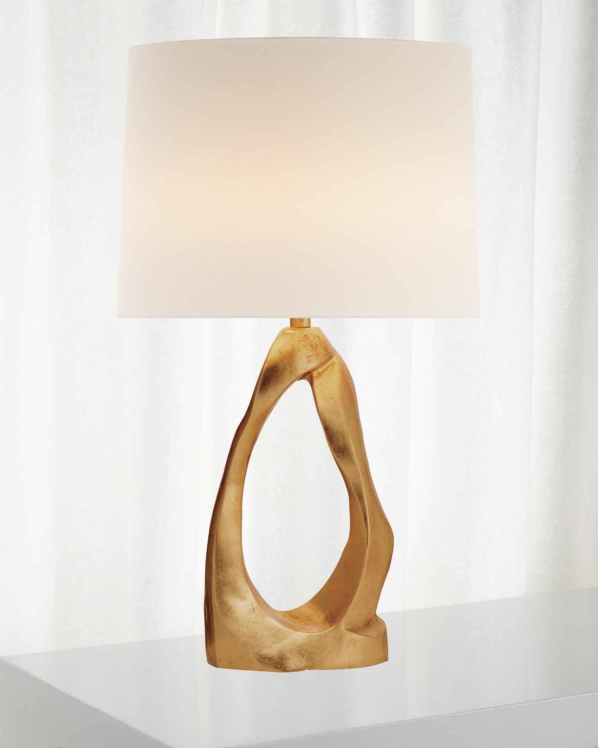 Visual Comfort Signature Cannes Table Lamp By Aerin In Gild