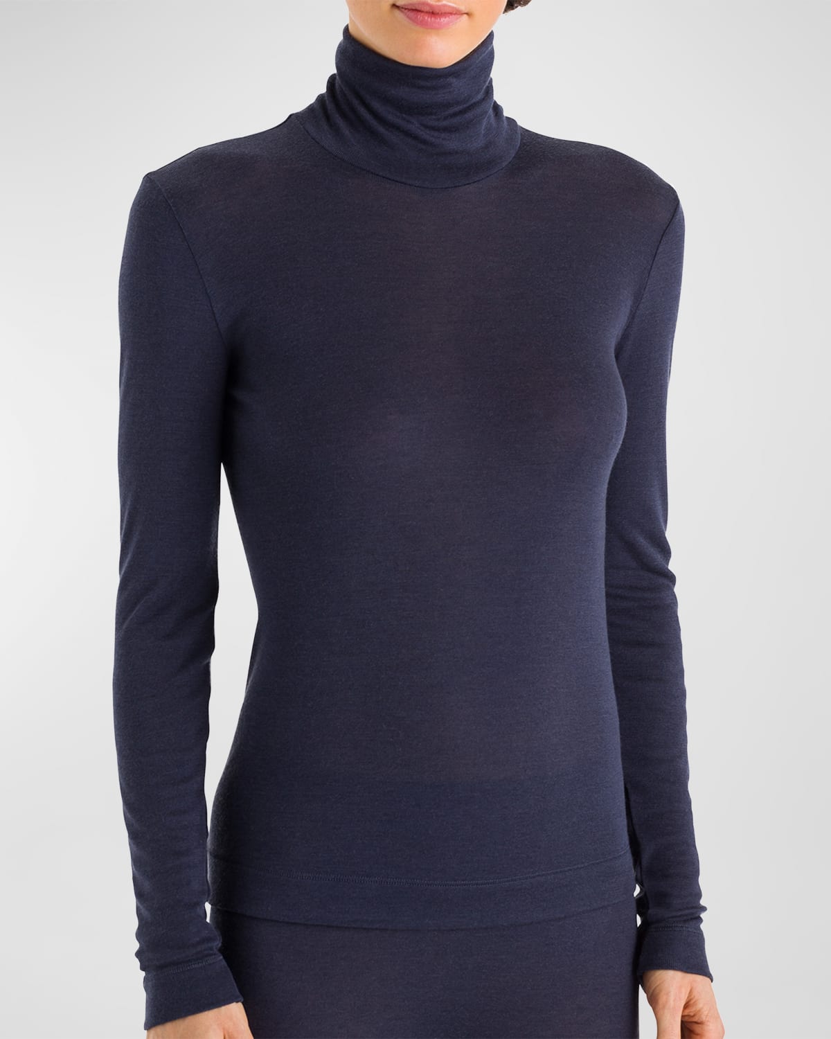 Shop Hanro Silk-cashmere Turtleneck Top In Black