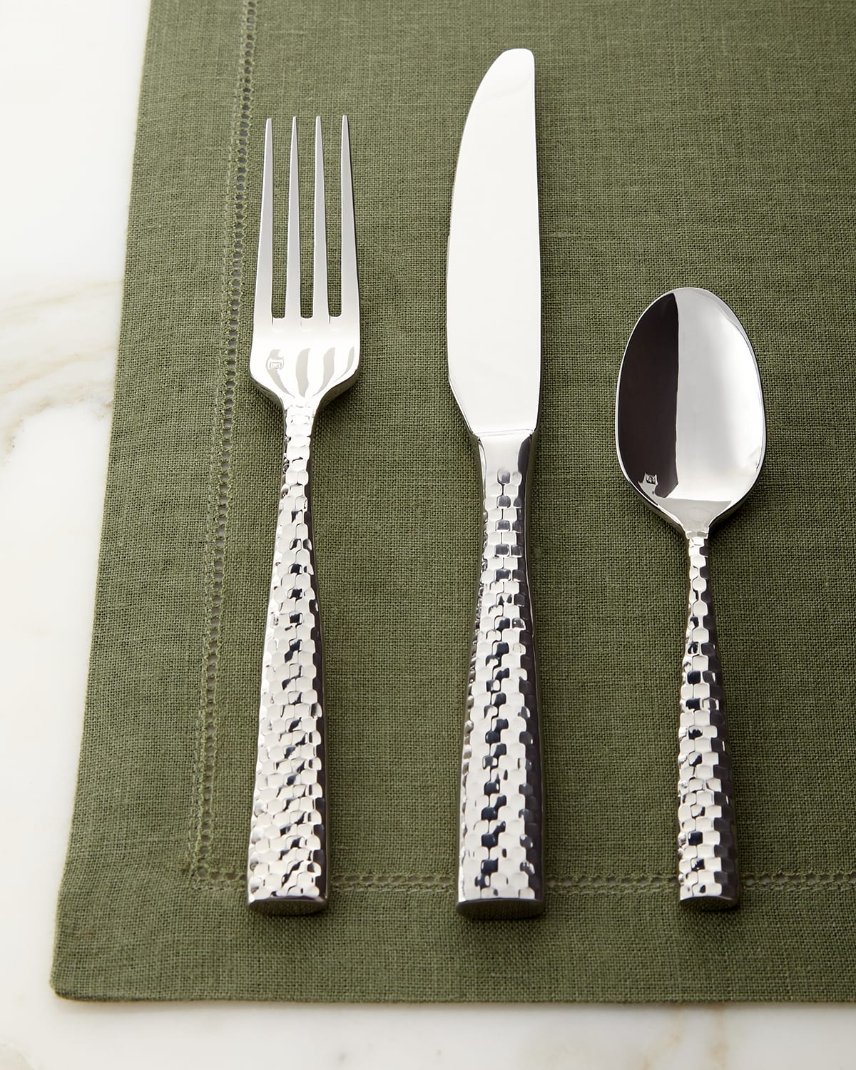 FORTESSA 20-PIECE LUCCA FACETED FLATWARE SERVICE