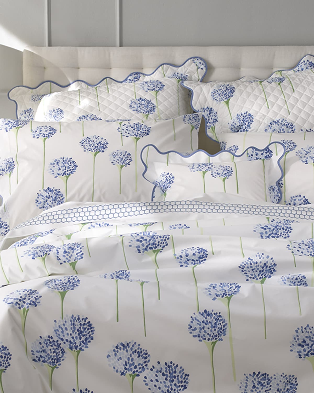 Matouk King Liana 520 Thread Count Flat Sheet In Ocean
