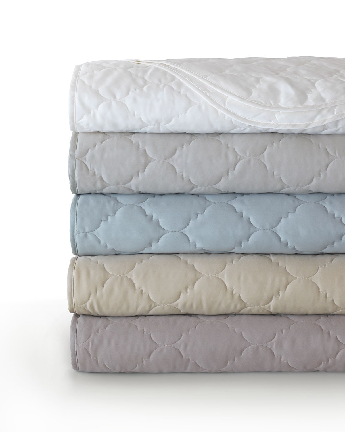 Eastern Accents Violetta Coverlet In Sea