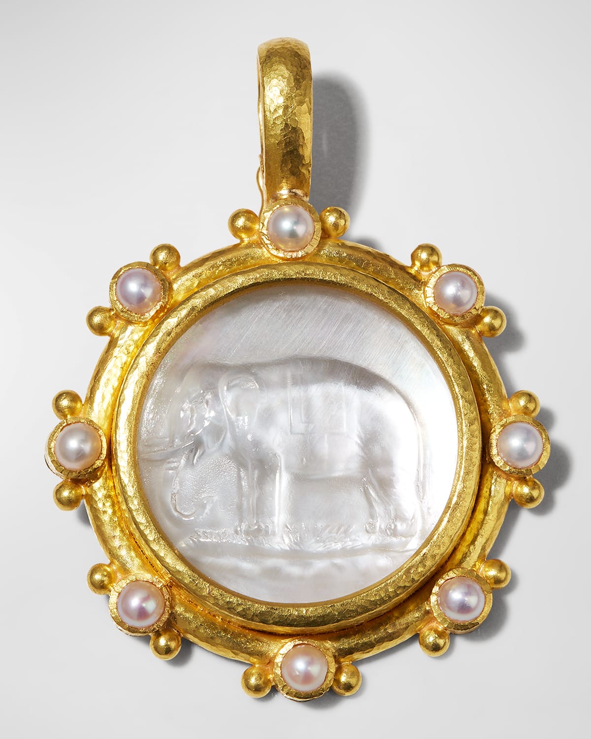 19K Elephant Venetian Glass Intaglio Pendant