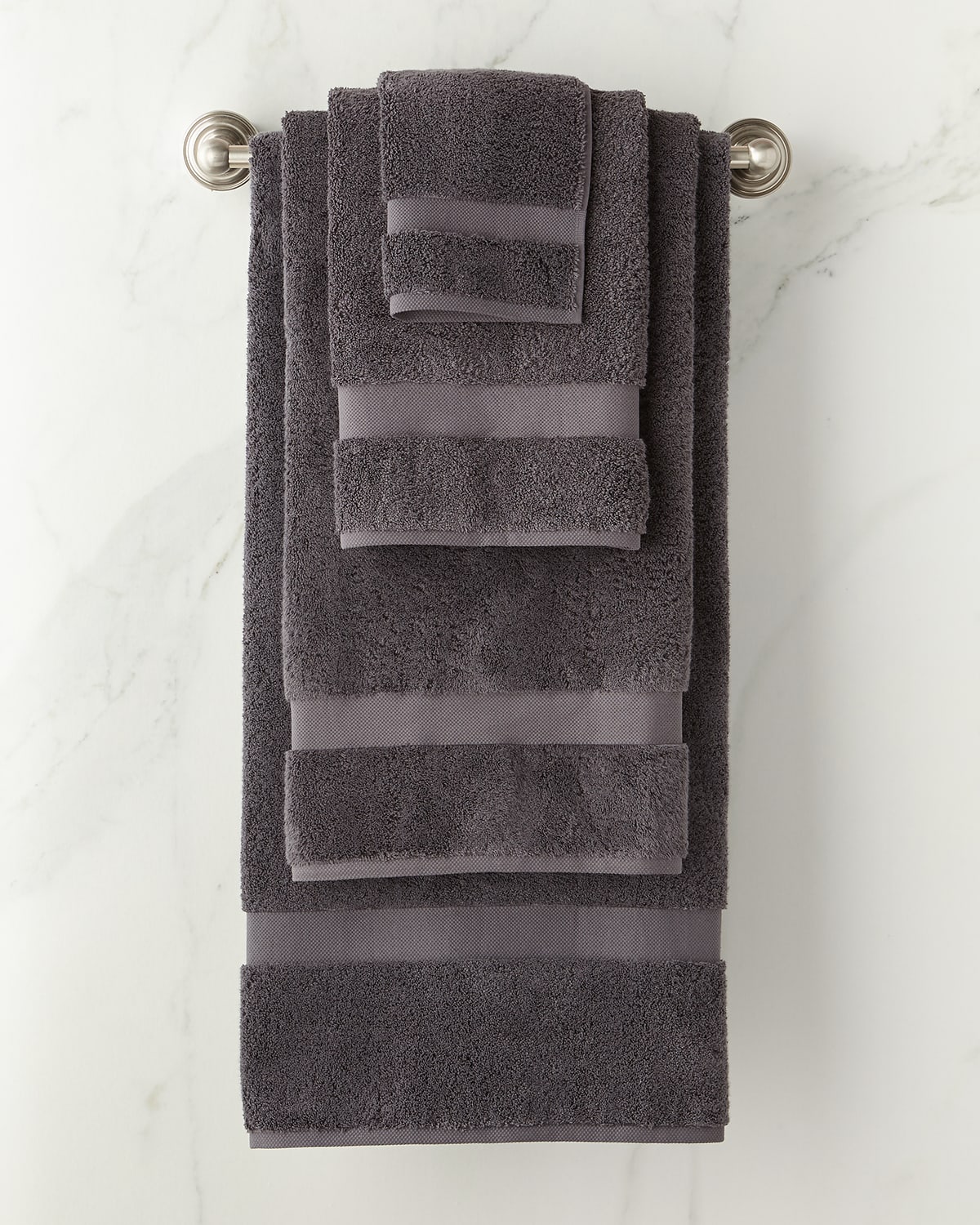 Matouk Lotus Bath Towel In Charcoal