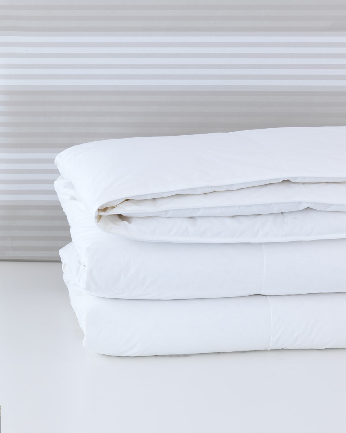 Eastern Accents Haven Ultra Down Comforter, Full In White