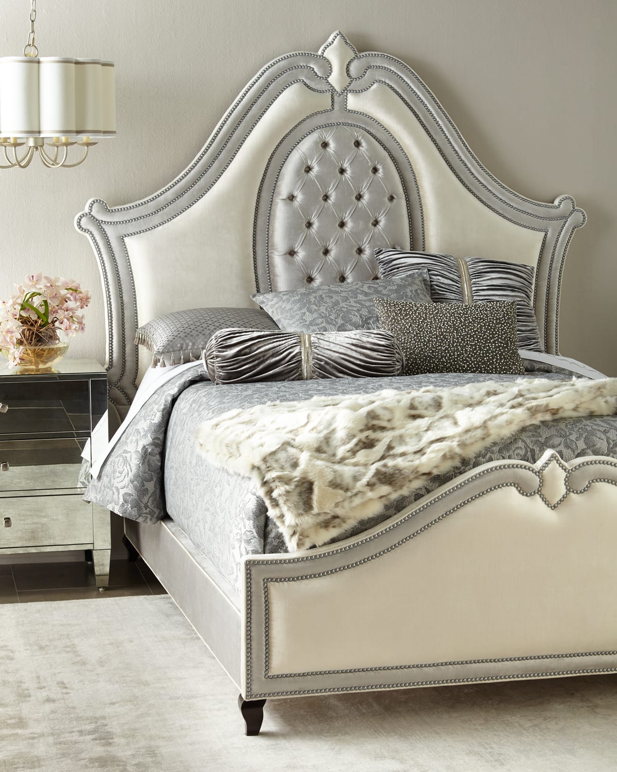 Haute House Anastasia California King Bed In Antq White/silver