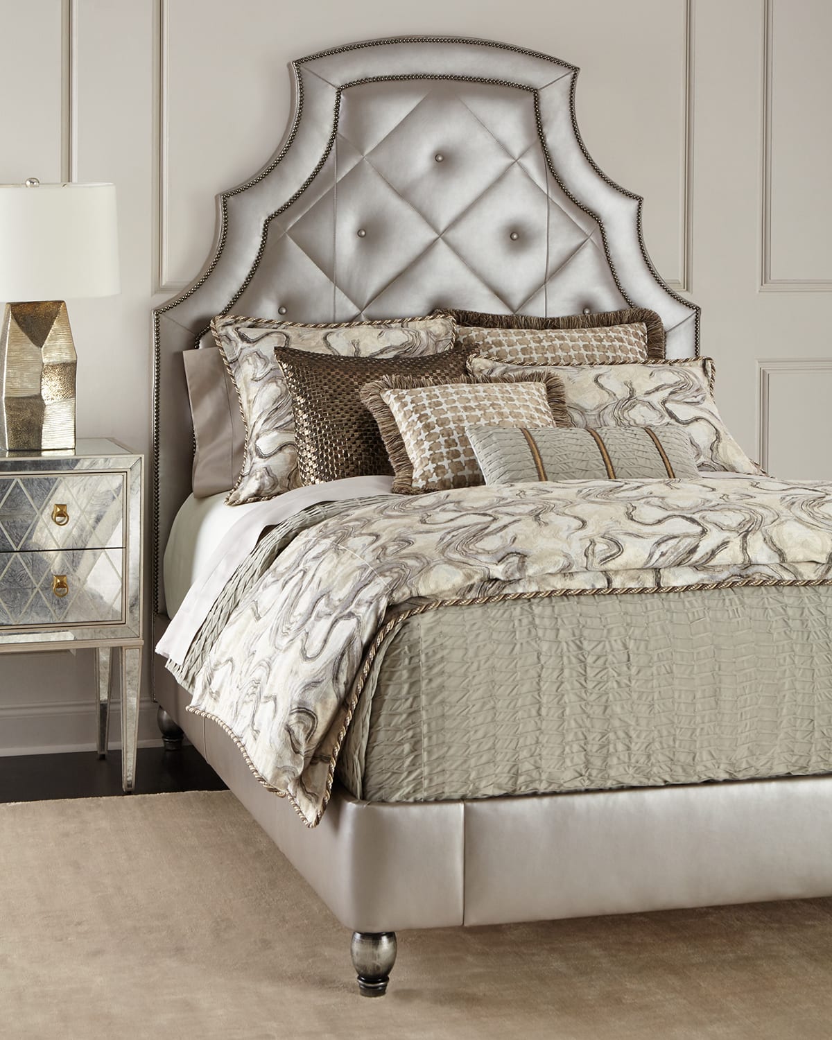 Old Hickory Tannery Bambi Quilted-leather Queen Bed