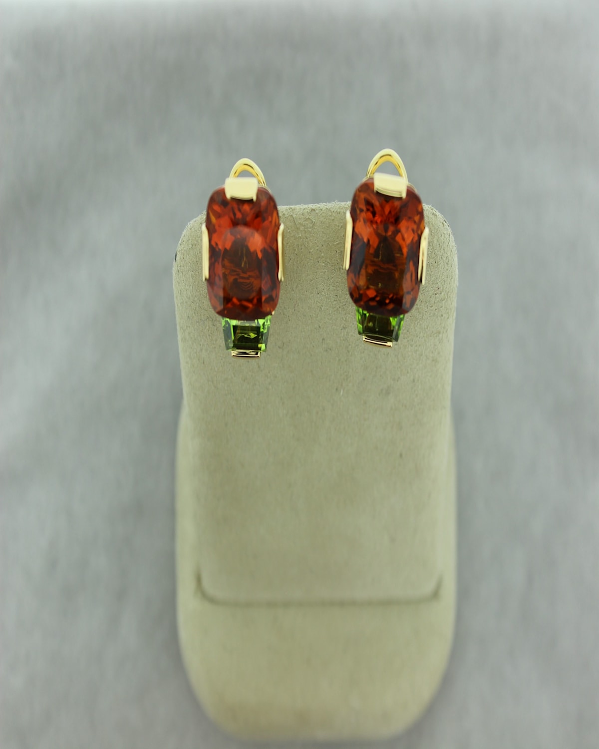 18KYG CITRINE & PERIDOT EARS