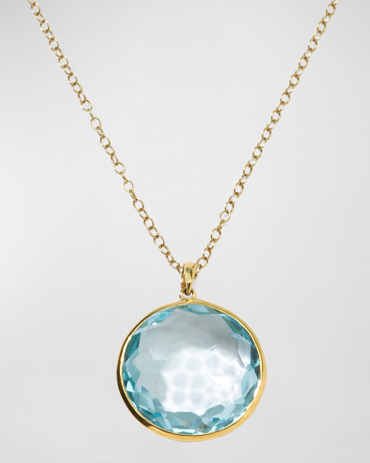 Medium Pendant Necklace in 18K Gold