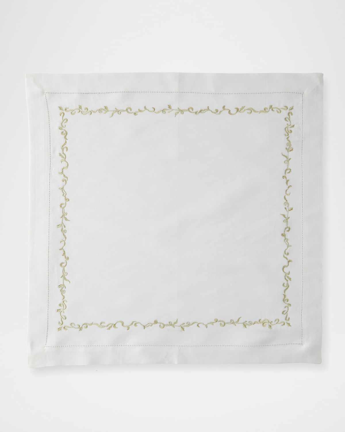 Nomi K Metallic Scroll Border Linen Napkin Set Of 4 In Gold/white