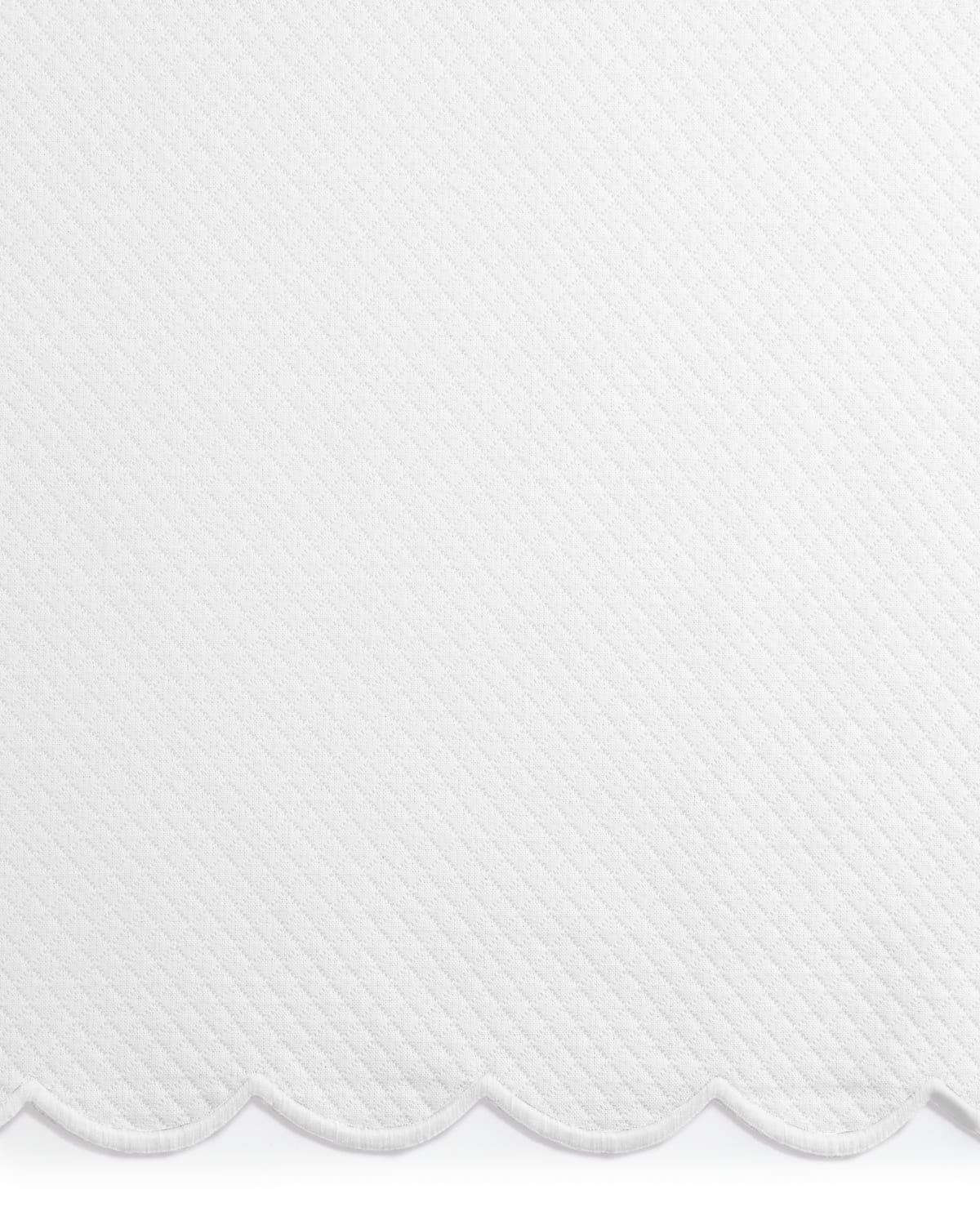 Matouk Savannah Gardens Tablecloth, 90" Round In White