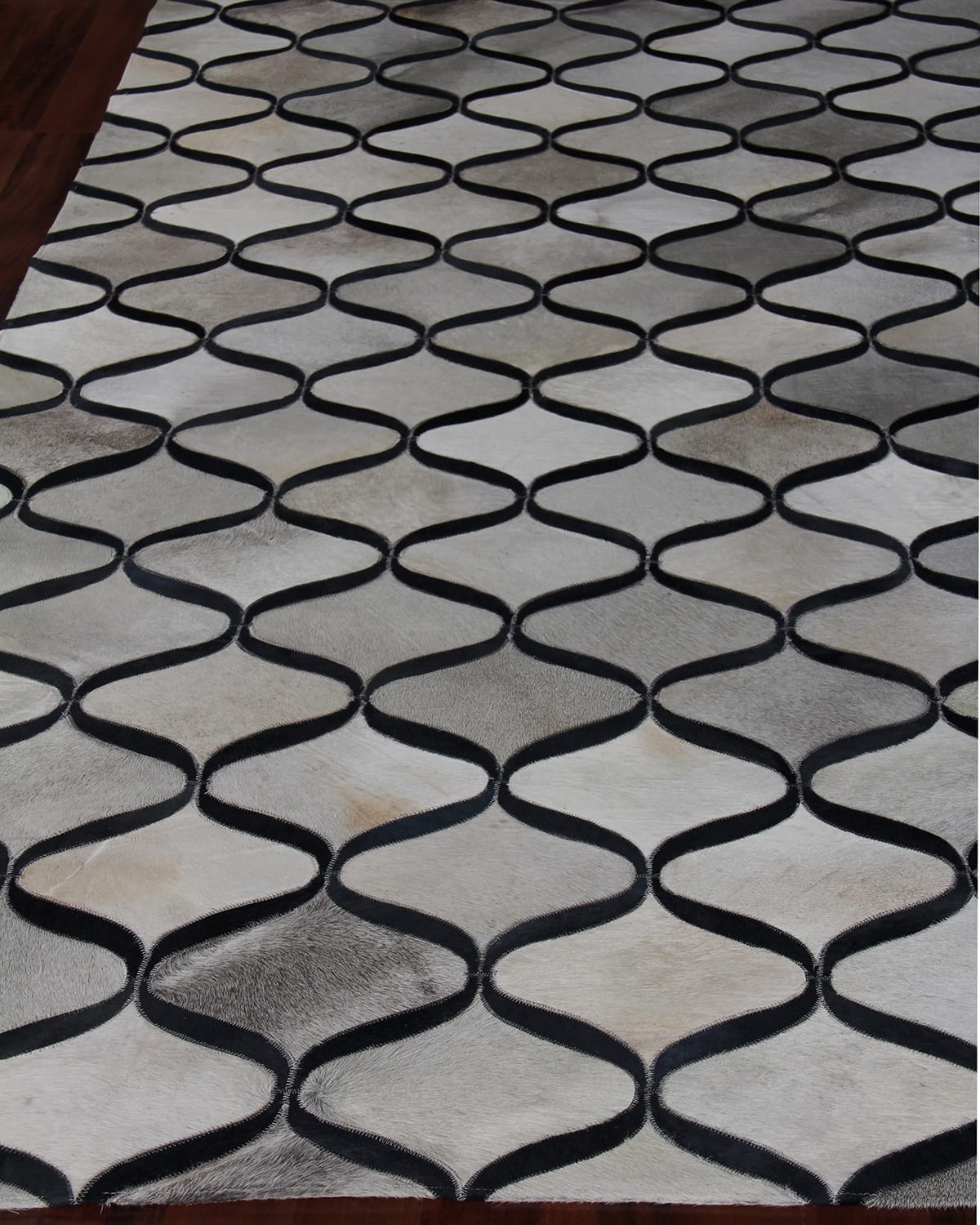 Exquisite Rugs Montgomery Hairhide Rug, 12" X 15"