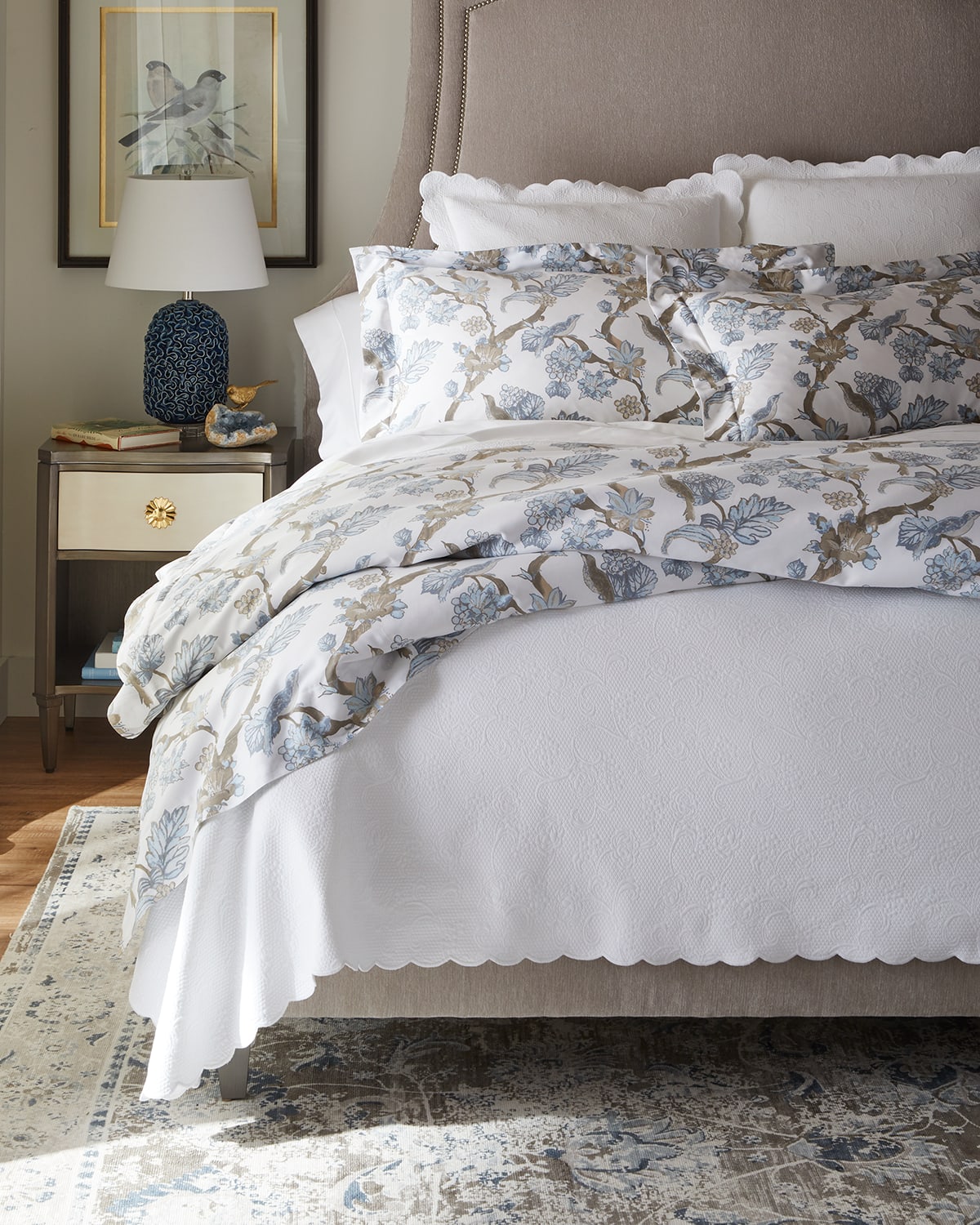 Sferra Alice Full/queen Floral Matelasse Coverlet In Ivory
