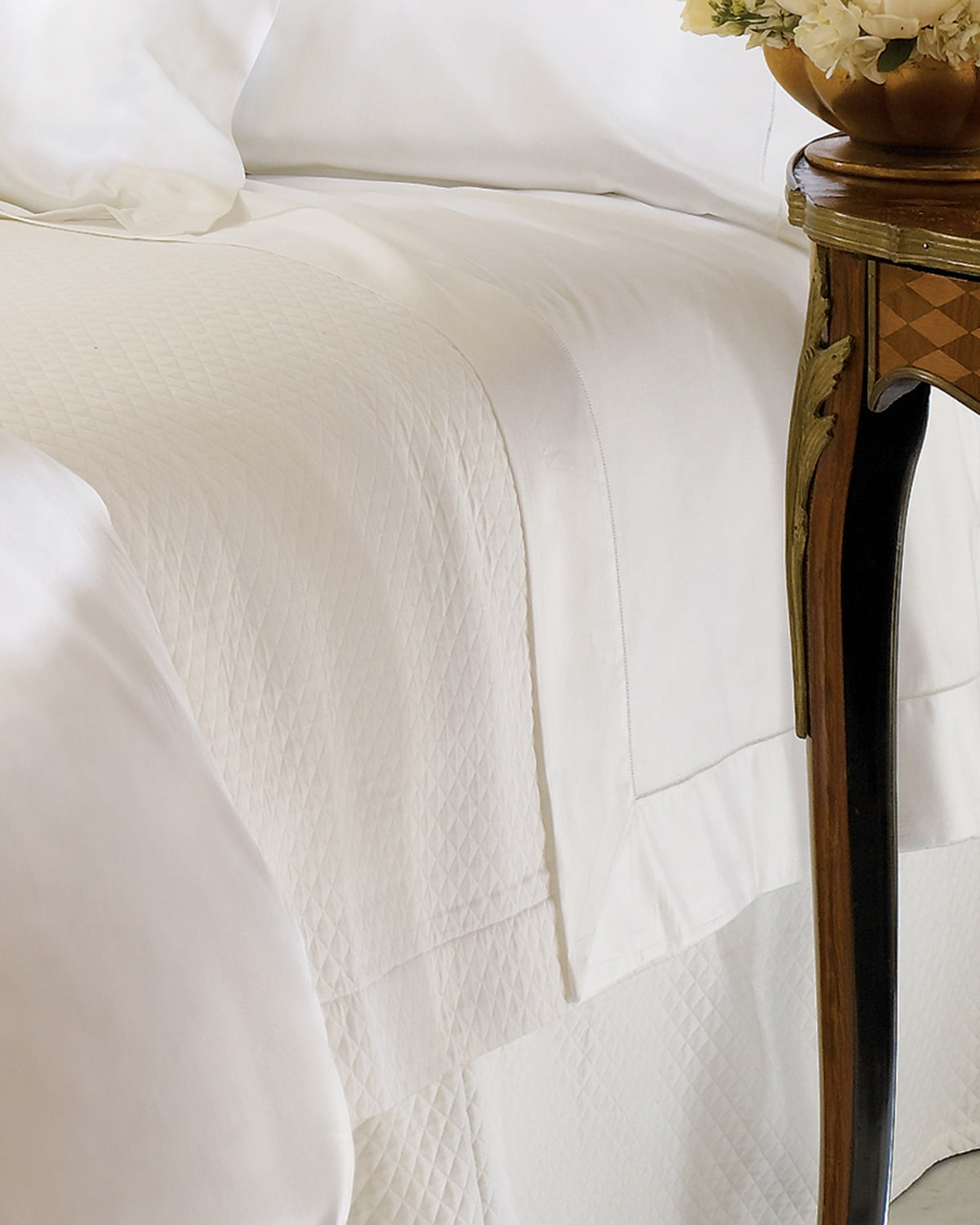 Sferra Giza 45 Sateen Fitted Sheet, Queen In White