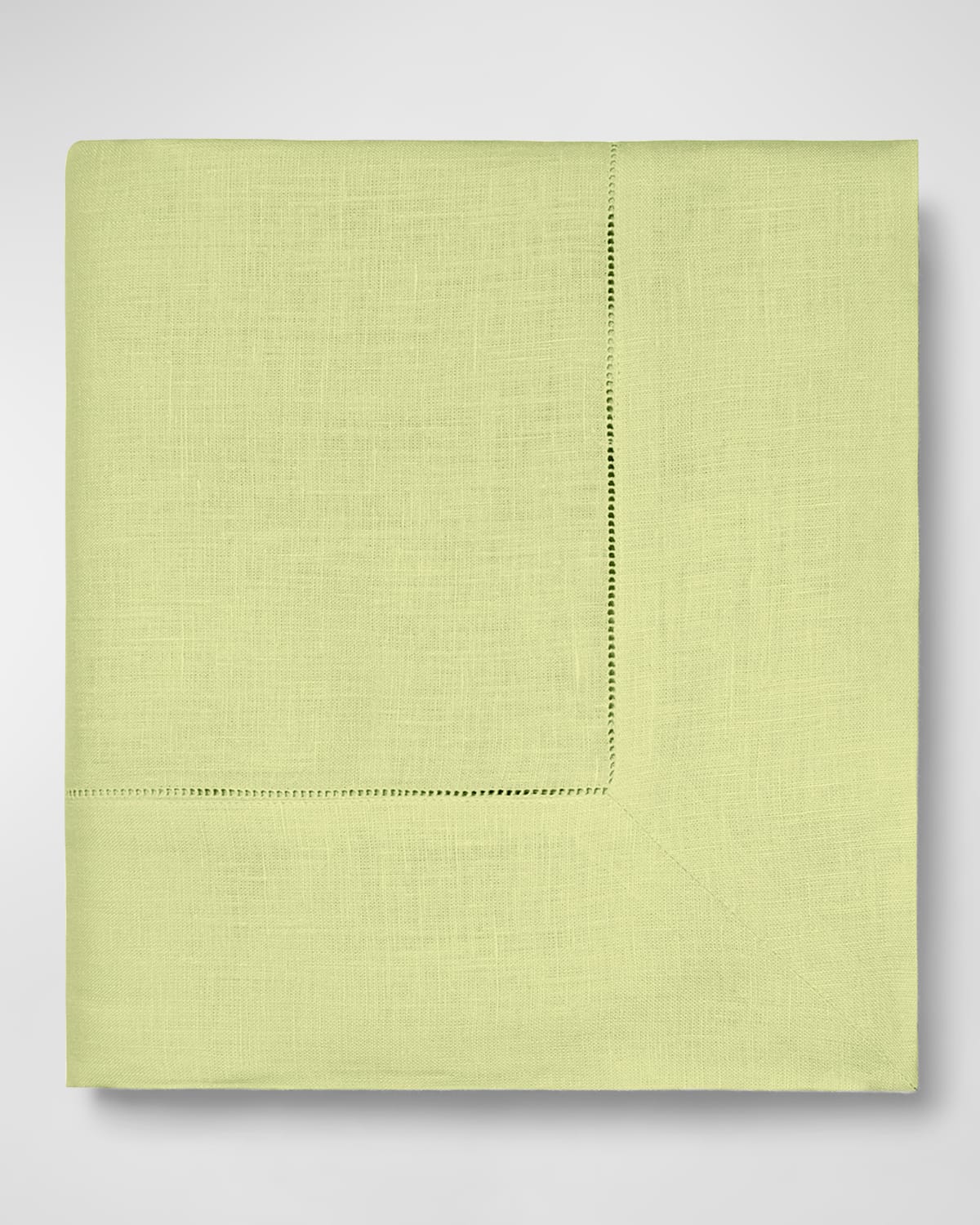 Sferra Festival Tablecloth, 66" X 106" In Kiwi