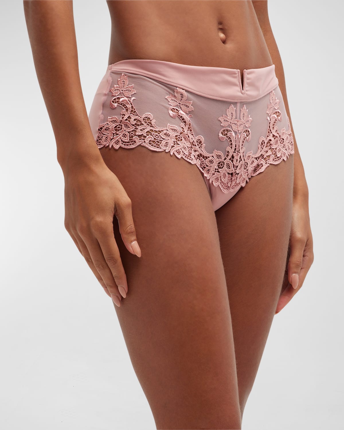 Simone Perele Saga Tattoo Lace Boyshorts In Rose Verone