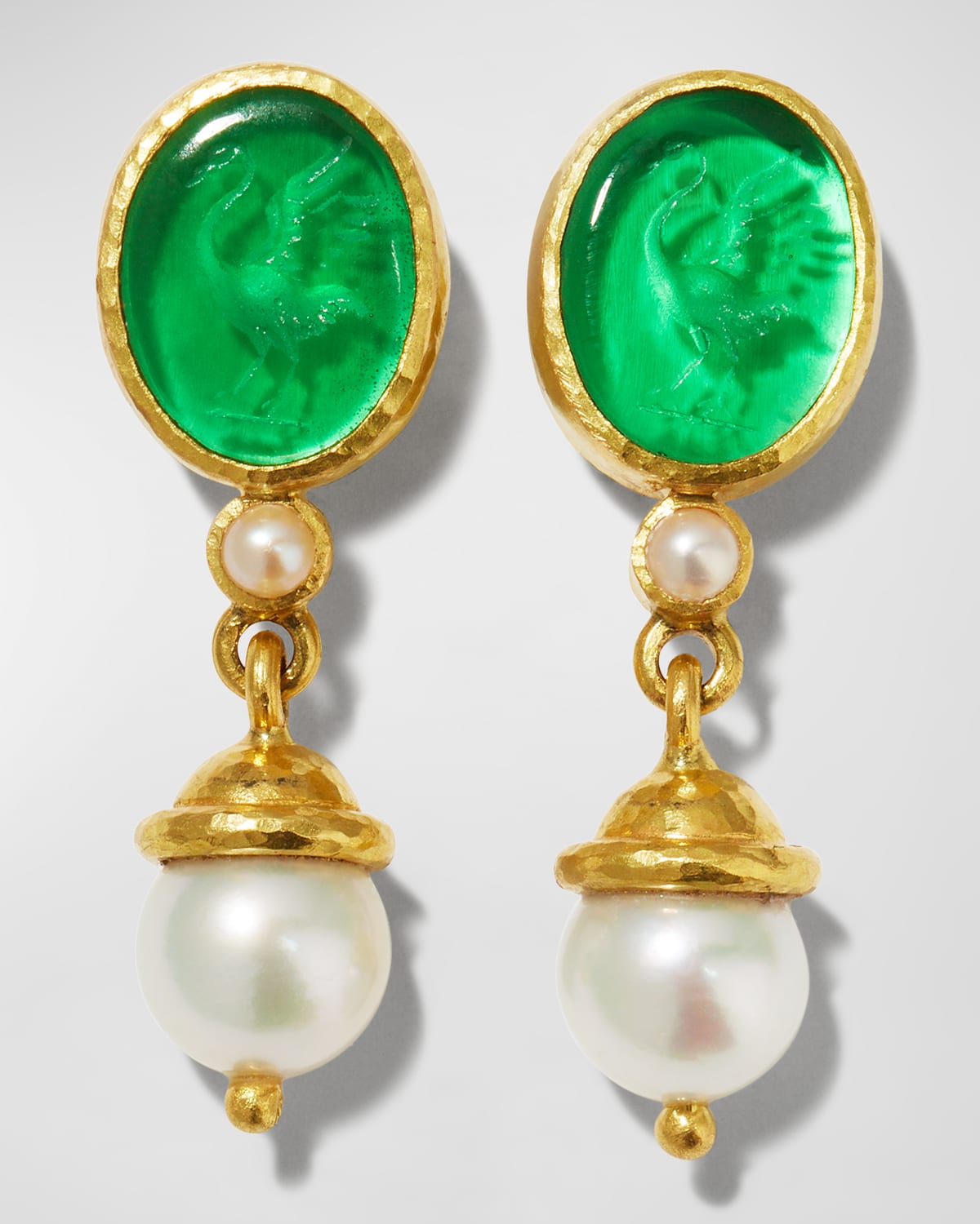 Elizabeth Locke 19k Gold Crane Intaglio & Akoya Pearl Drop Earrings In Green