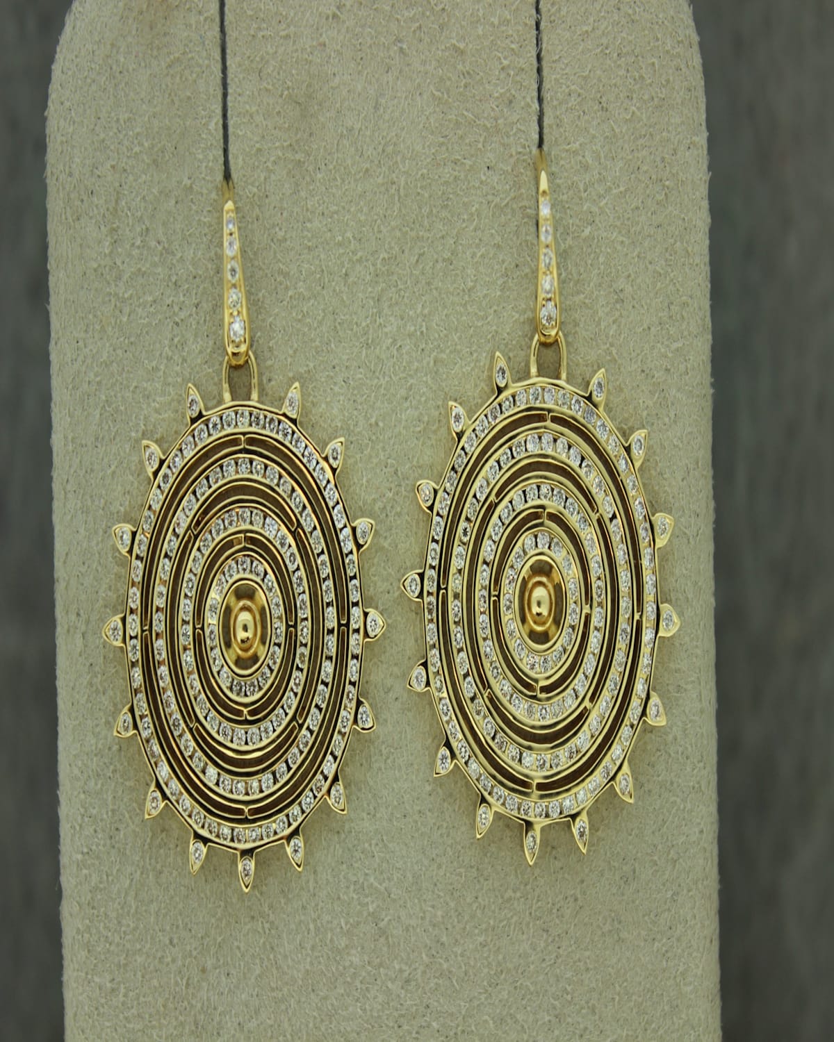 Syna Mogul 18k Gold Diamond Circle Drop Earrings