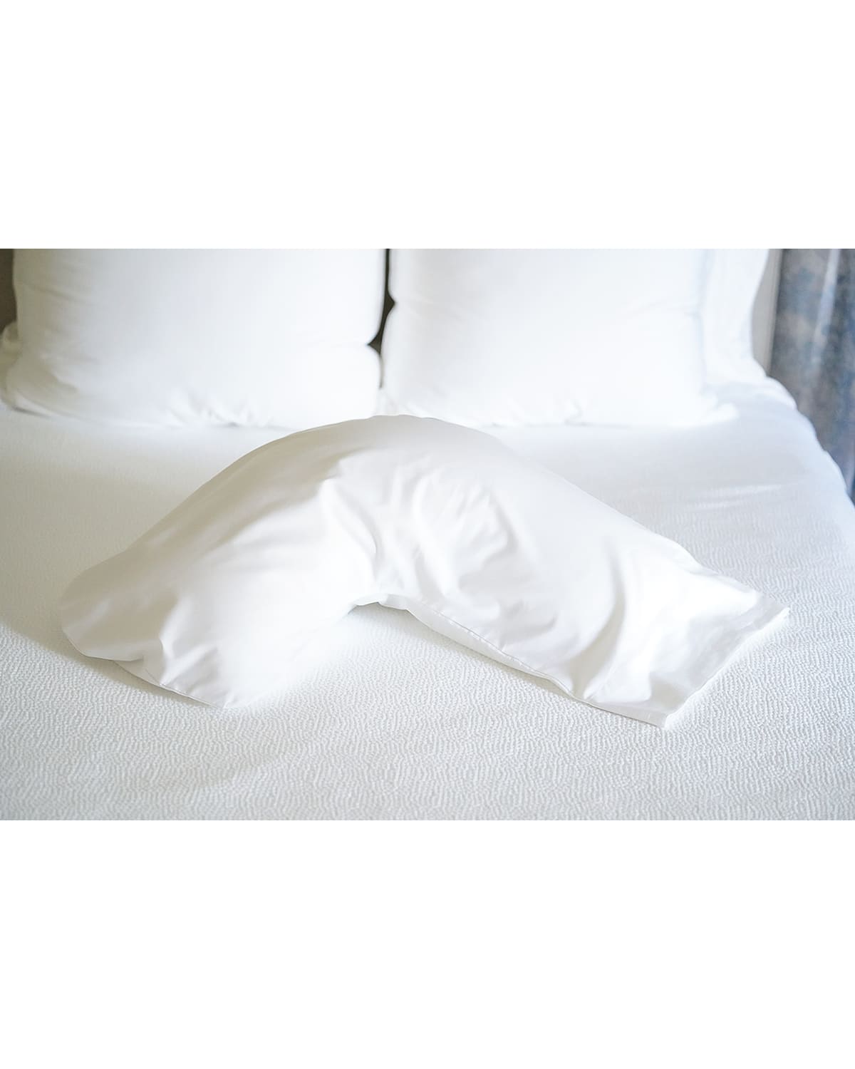 Shop The Pillow Bar Side Sleeper Case In White