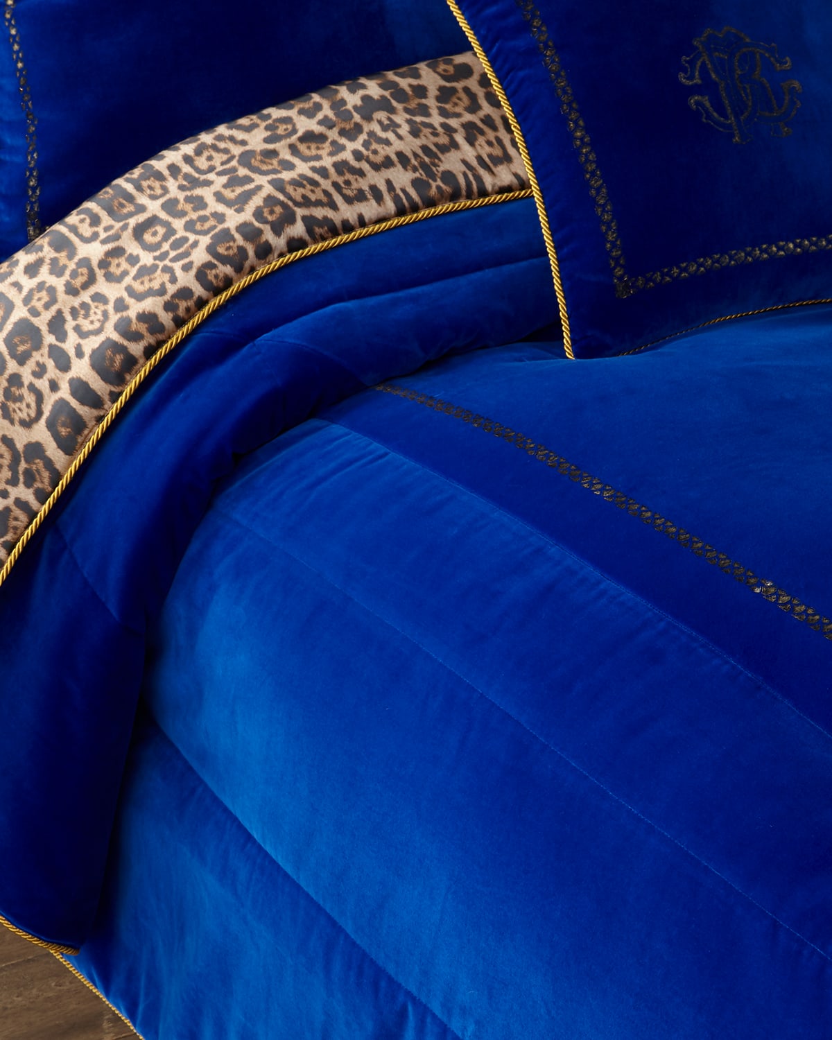Roberto Cavalli Venezia Comforter In Pink