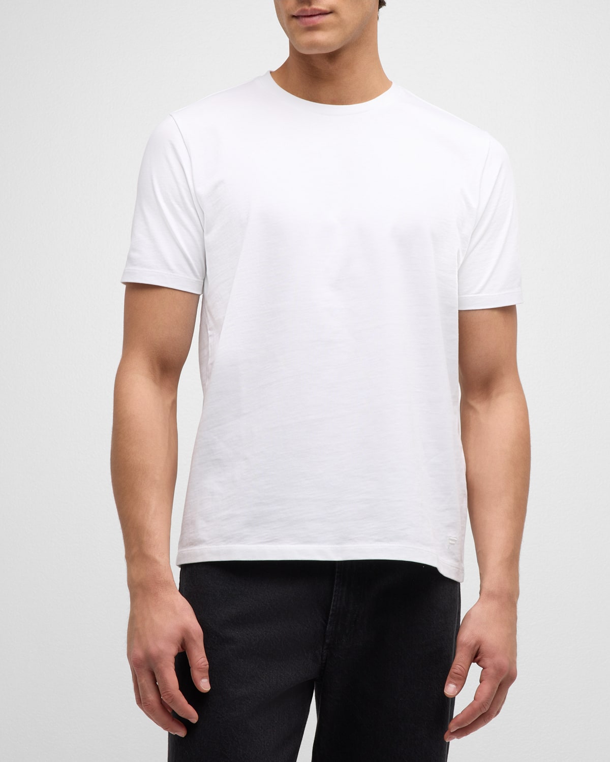 Shop Frame Men's Heavyweight Cotton Crewneck Classic Fit T-shirt In White