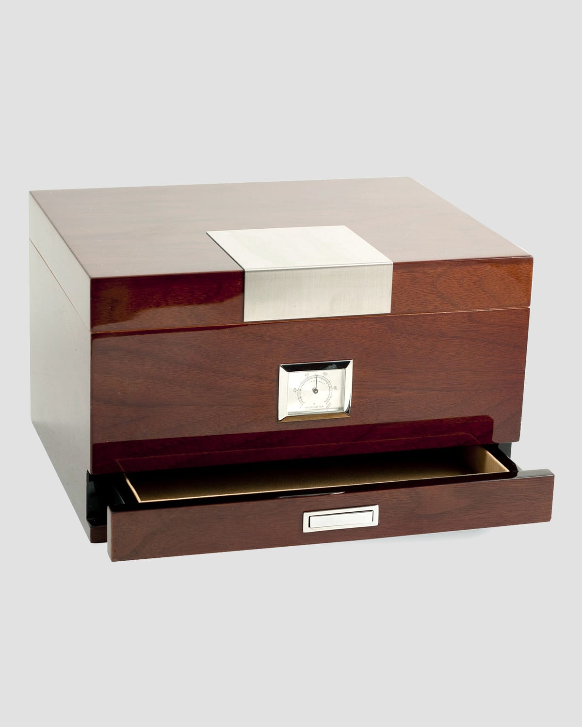 Bey-berk Walnut Wood Cigar Humidor