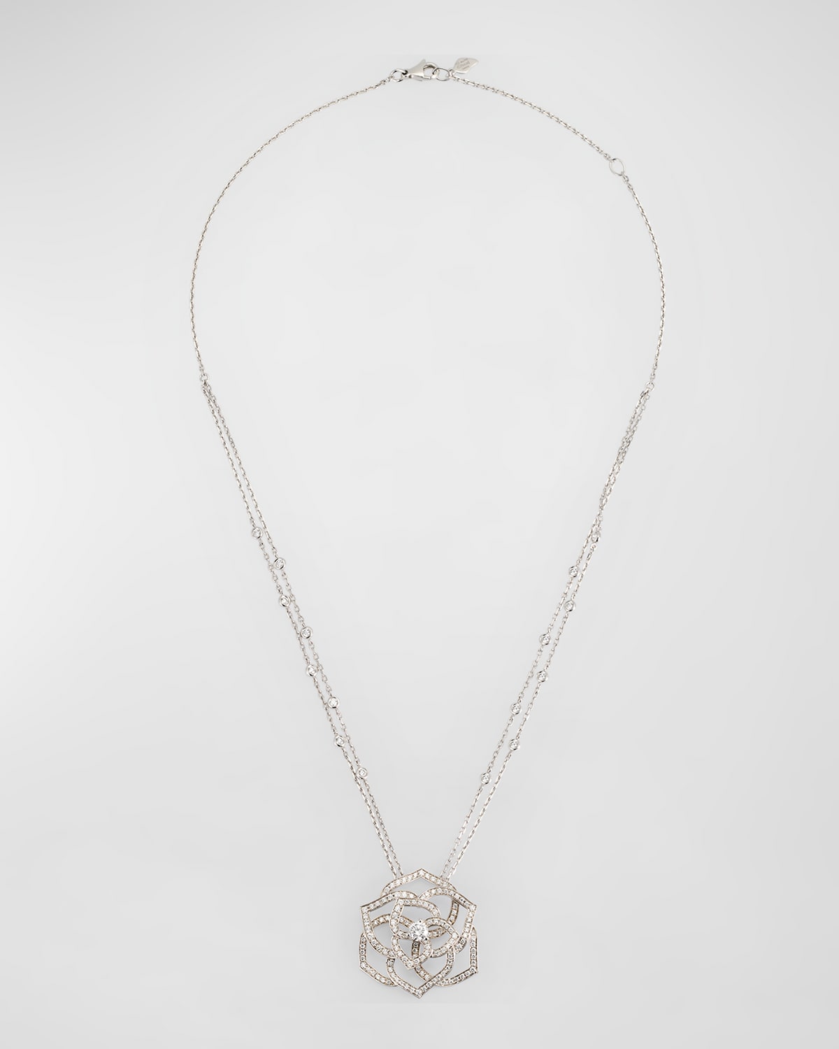 Rose Ajouree Necklace in 18k White Gold with Diamonds
