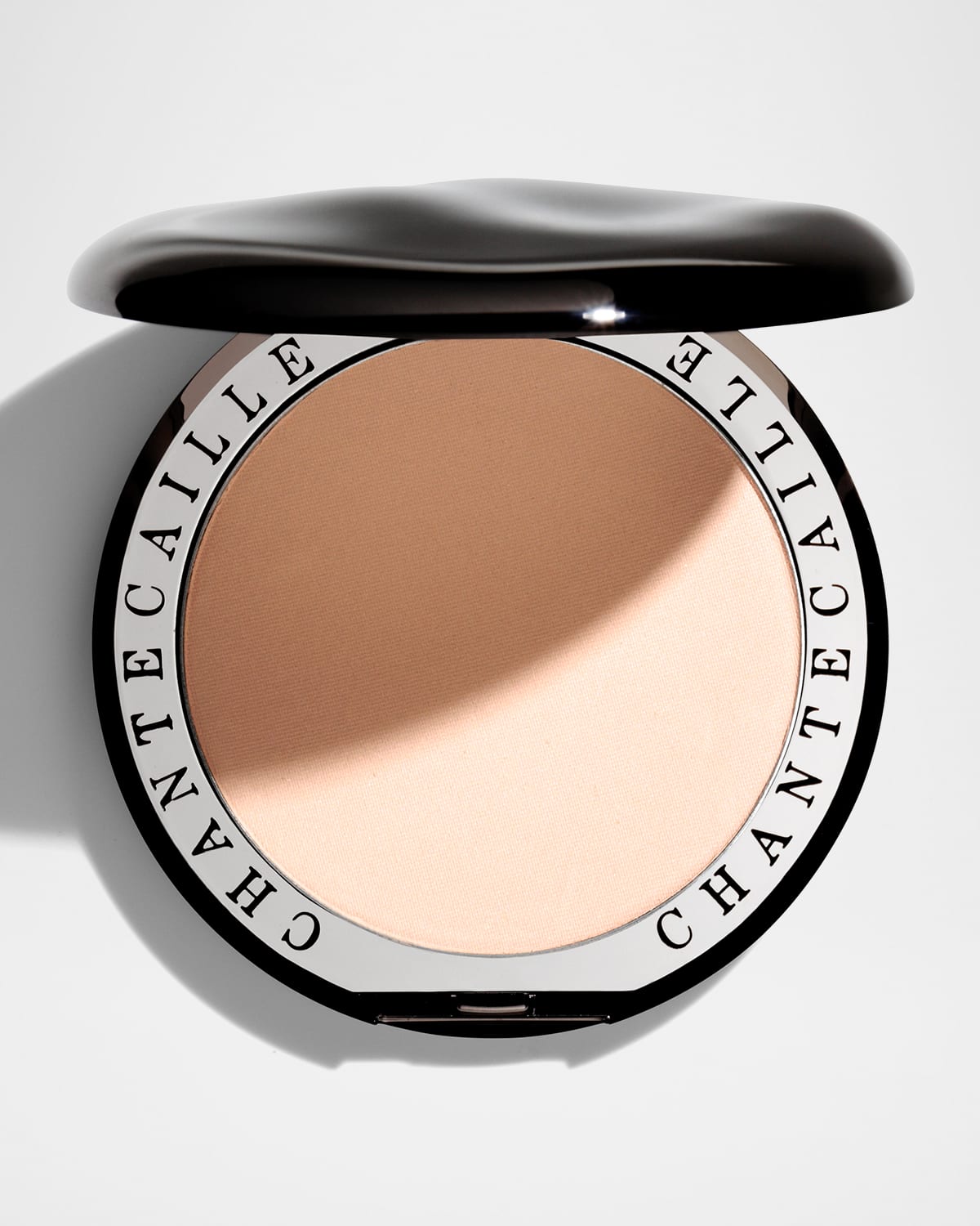 Shop Chantecaille Hd Perfecting Powder In Universal