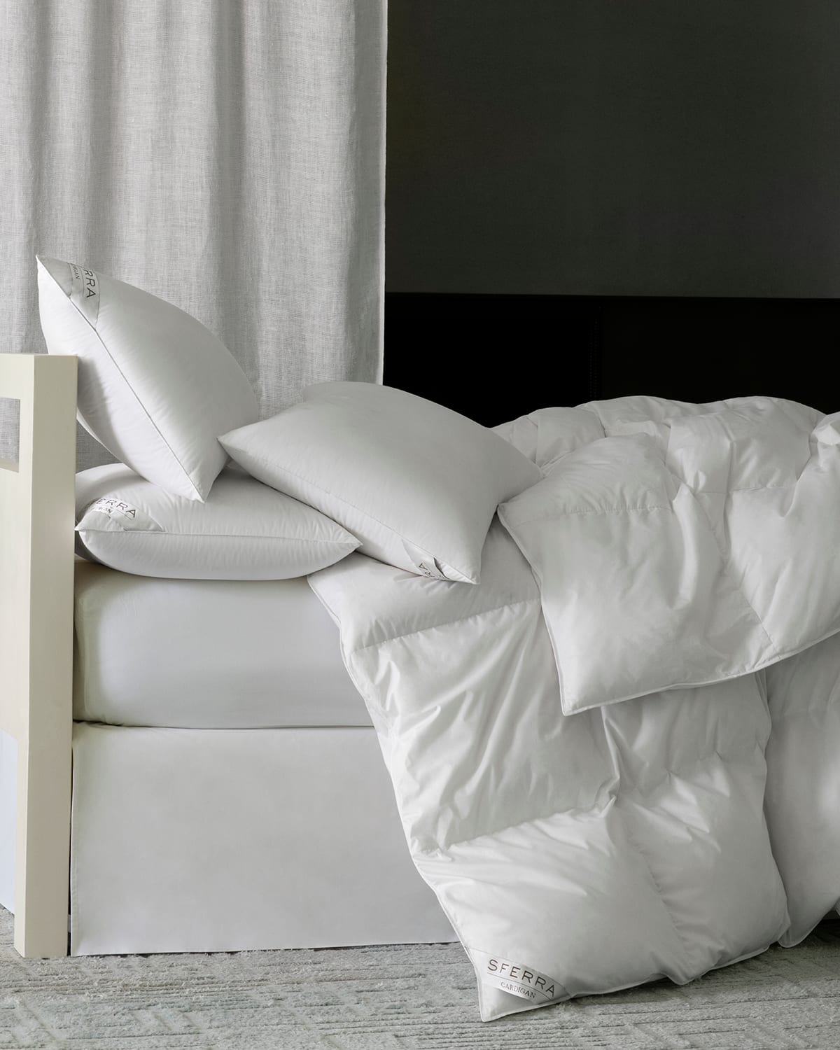 Sferra Somerset Medium Queen Down Pillow In White