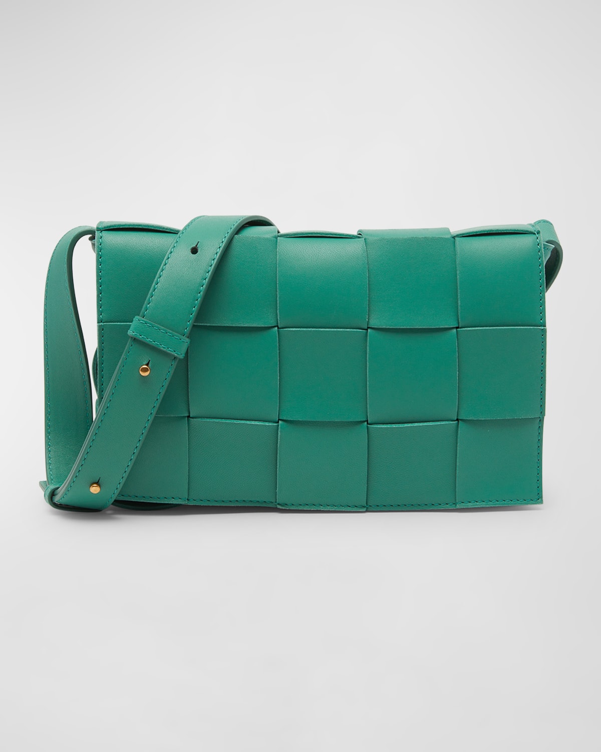 Bottega Veneta The Cassette Intrecciato Crossbody Bag In Medium Green