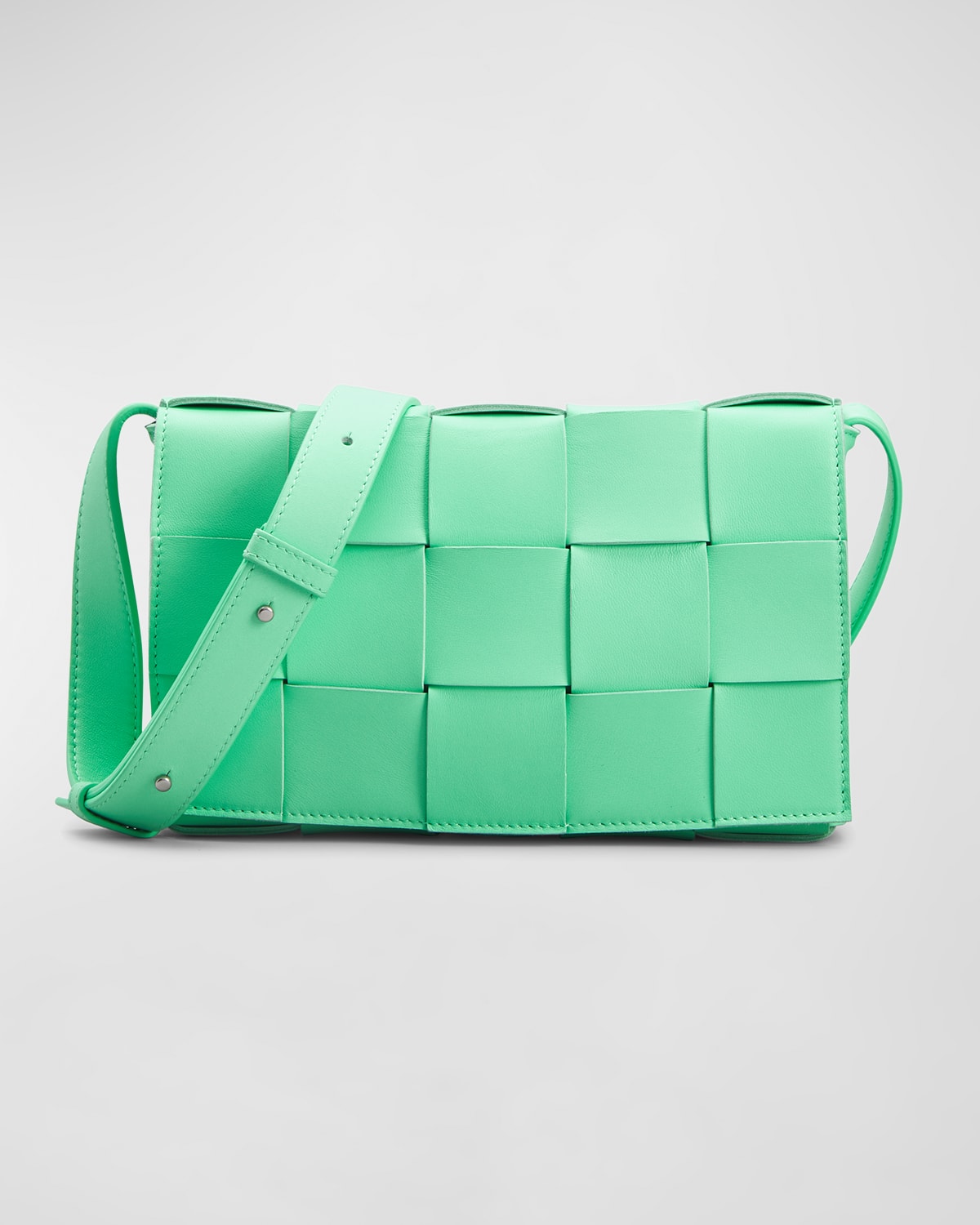 Bottega Veneta The Cassette Intrecciato Crossbody Bag In Fountain