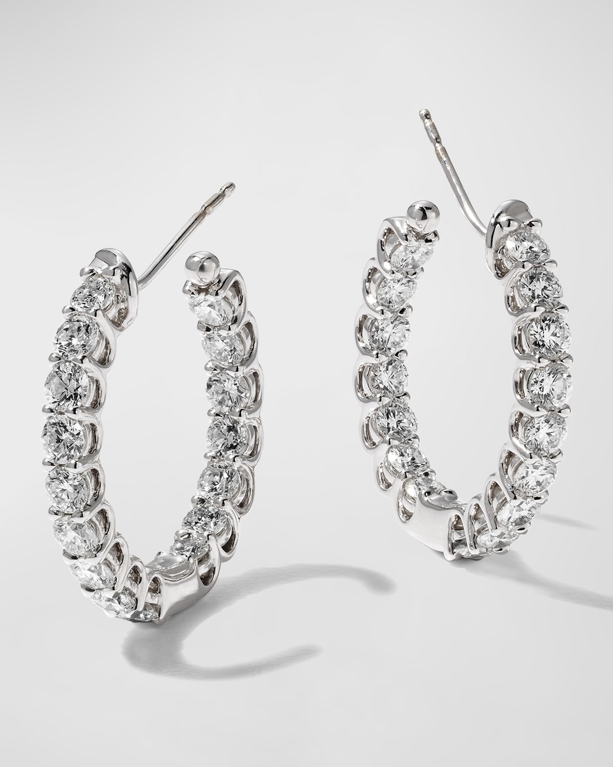 Memoire 18k White Gold Diamond U-Basket Hoop Earrings