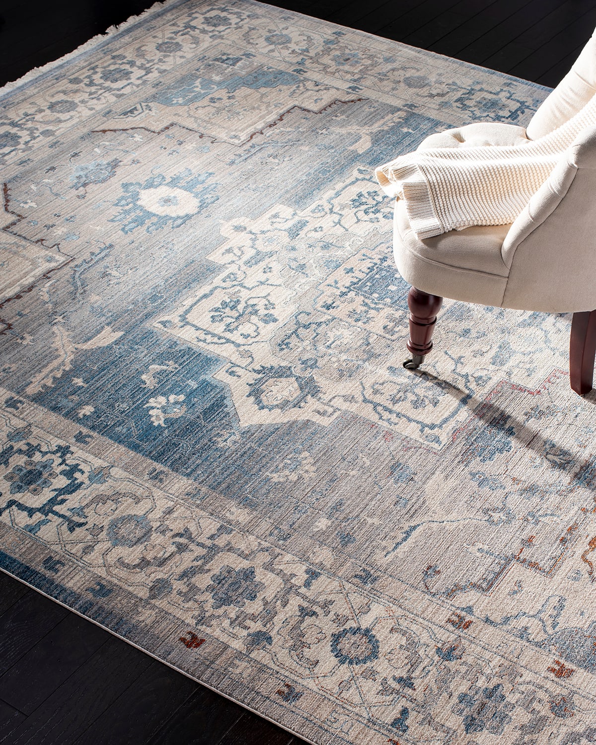 Safavieh Dealey Power-loomed Rug, 6' X 9' In Blue