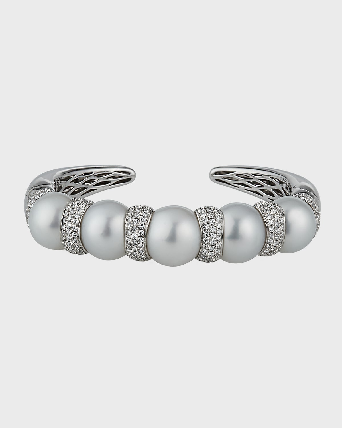 18K White Gold South Sea Pearl Diamond Bracelet