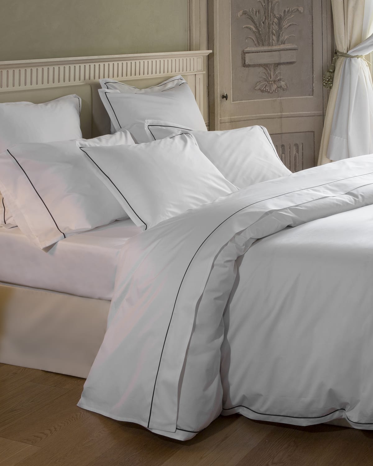 Signoria Firenze Luce King Duvet Cover In White/midnight