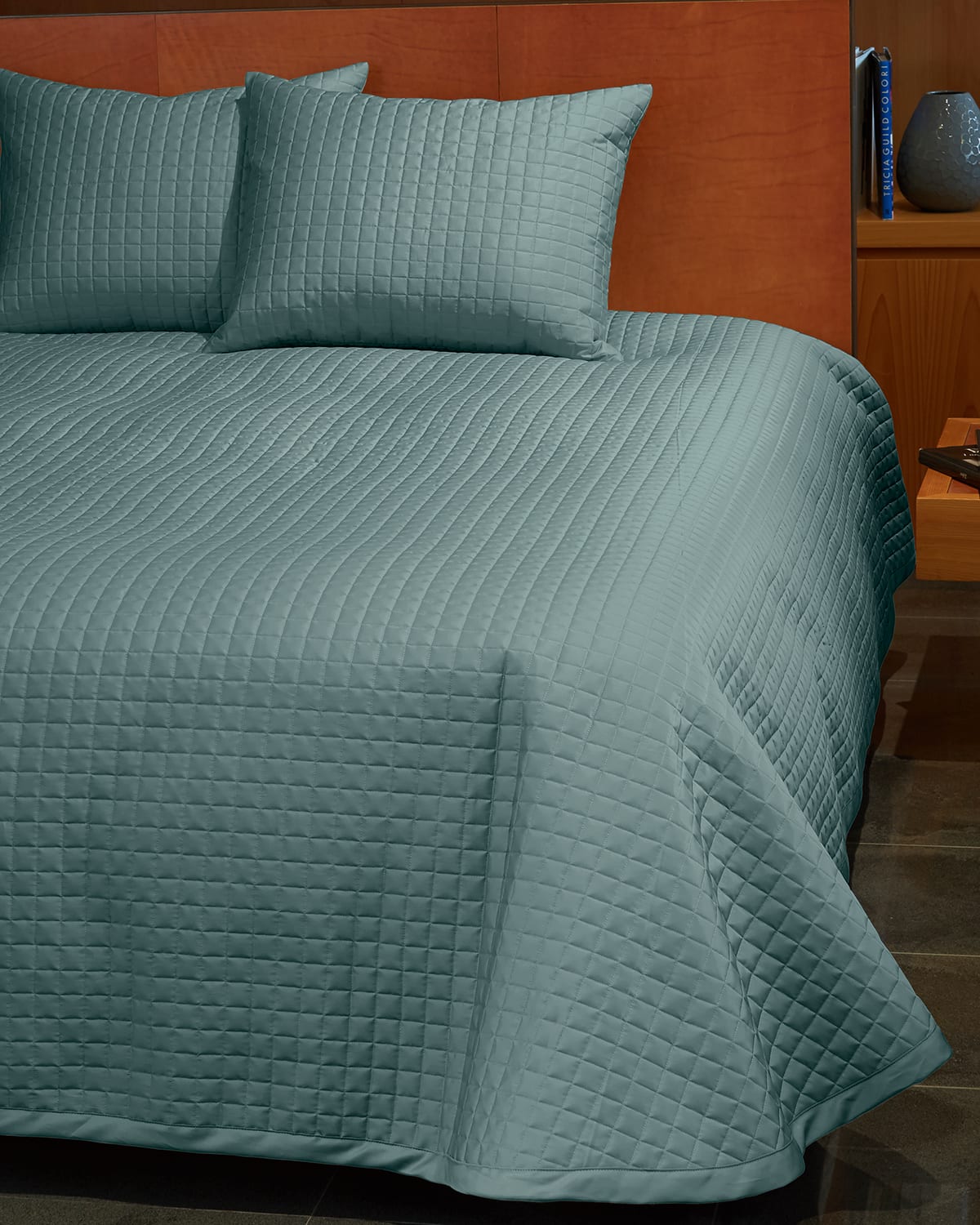 Signoria Firenze Masaccio King Quilted Coverlet In Wilton Blue