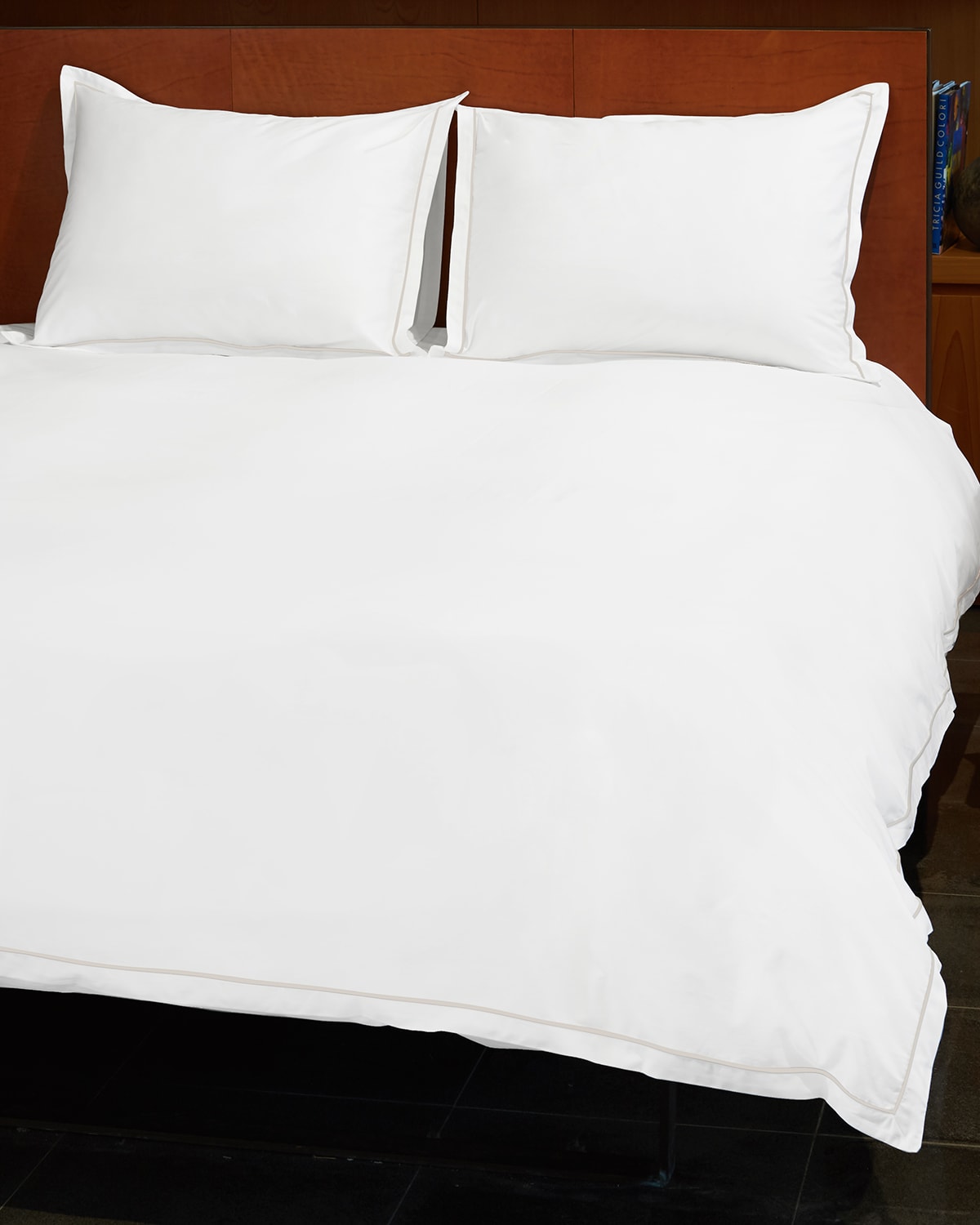 Signoria Firenze Luce Queen Duvet Cover In White/pearl