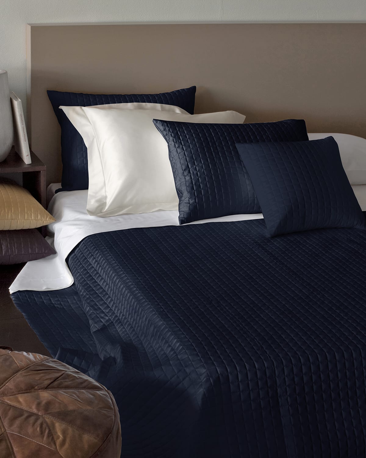 Signoria Firenze Masaccio Quilted Standard Sham In Dark Blue