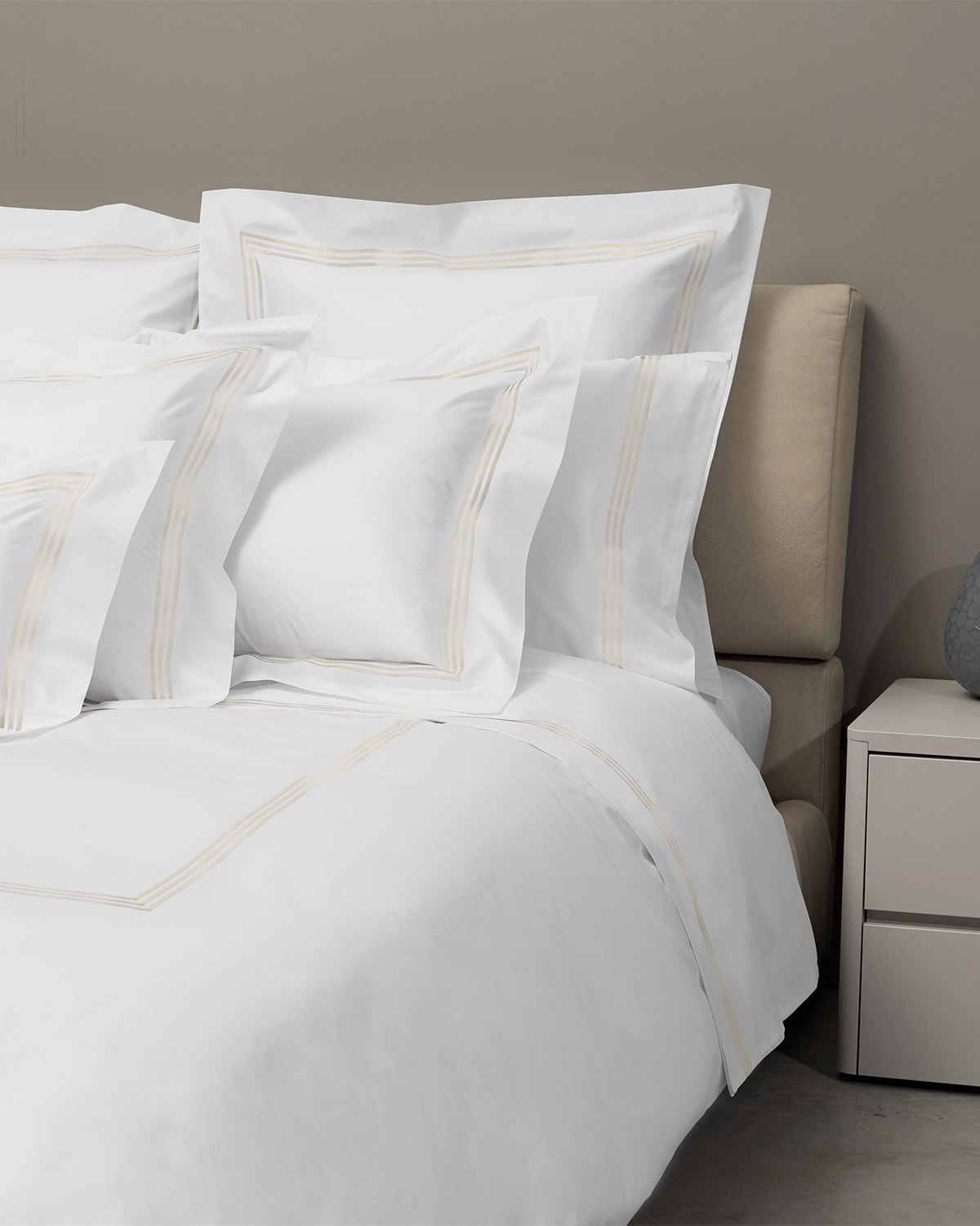 Signoria Firenze Platinum King Sham In Ivory