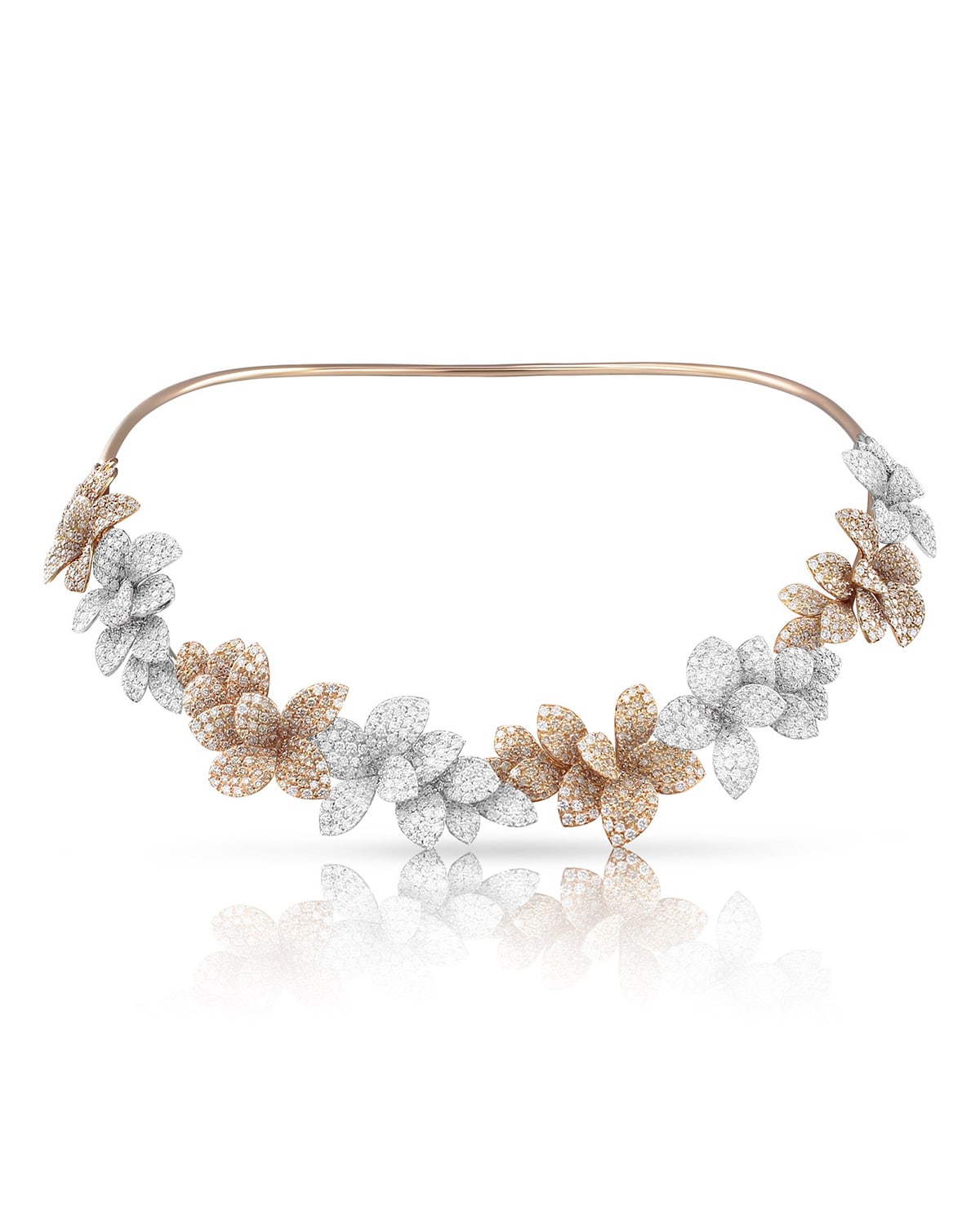 Stelle in Fiore Two-Tone Diamond Pave Flower Necklace
