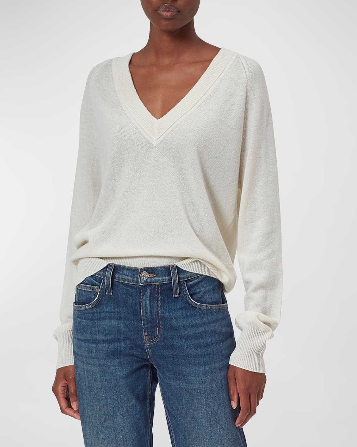 Equipment Madeline V-neck Cashmere Sweater In Nature White